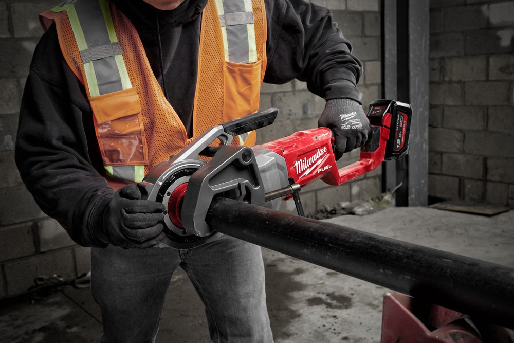 Filière sur batterie M18 FUEL pour tuyaux 1/8÷2BSP MILWAUKEE M18 FPT2-121C  -  4933478597