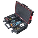 Coffre de rangement QBrick One 200 Profi avec casiers de rangement dans le couvercle.